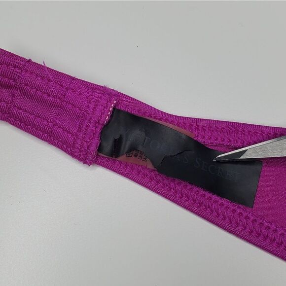 Victoria's Secret 36B Bikini Top Rio Twist Bold Magenta Very Sexy Swim Beach - Picture 8 of 11